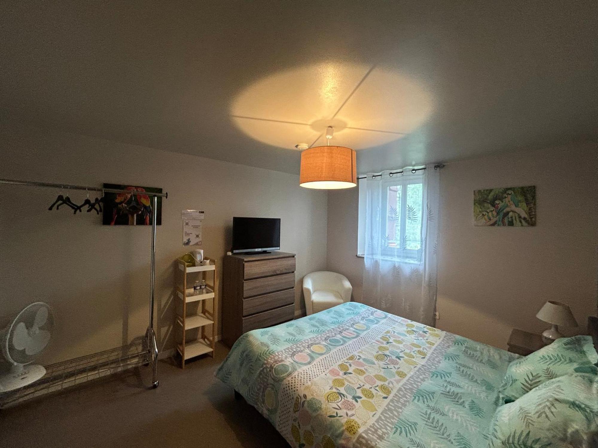 Chambres D'Hotes La Cheminee Tardets-Sorholus Exteriér fotografie